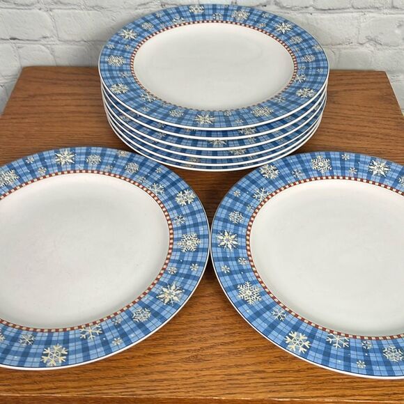 Set D-  Snowflake dinner plates set of 2 by Sakura Debbie Mumm 11” - Picture 1 of 5